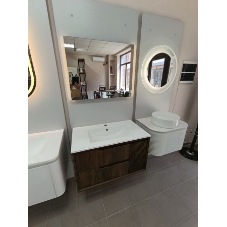 Set mobilier baie suspendat nuc închis cu lavoar din piatră artificială și oglindă LED A-21 Set mobilier baie suspendat nuc închis cu lavoar din piatră artificială și oglindă LED A-21